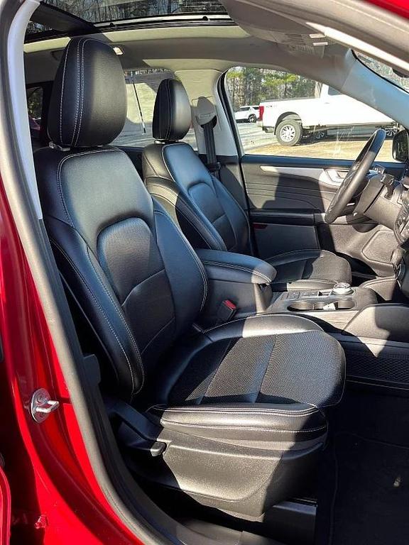 used 2022 Ford Escape car, priced at $21,911