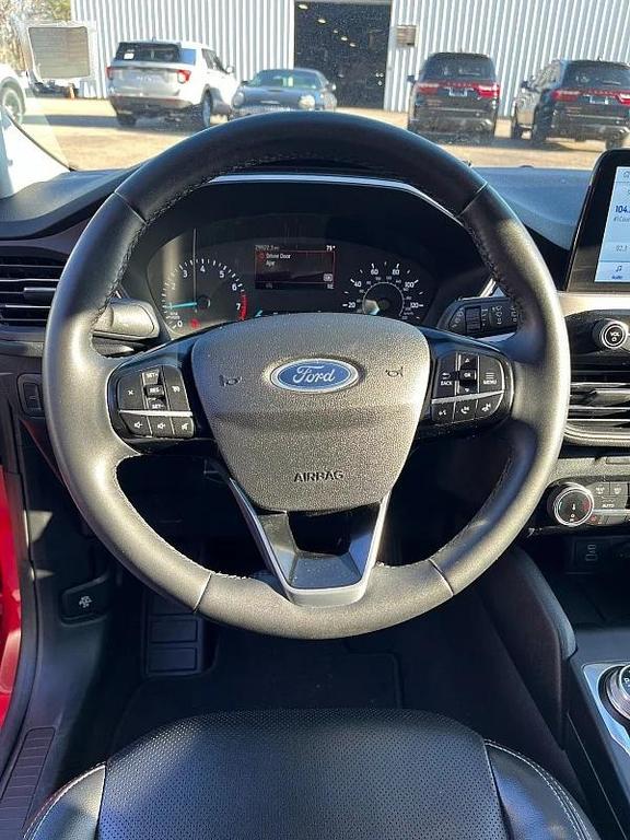 used 2022 Ford Escape car, priced at $21,911