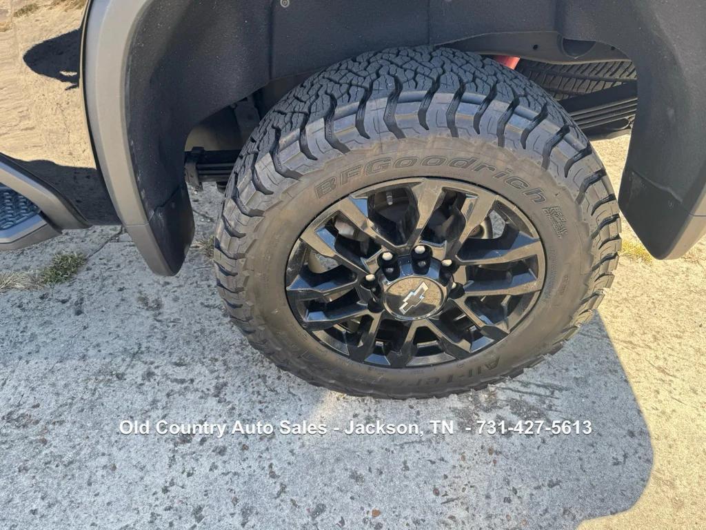 used 2025 Chevrolet Silverado 2500 car, priced at $69,988