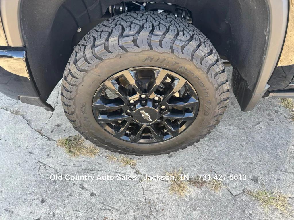 used 2025 Chevrolet Silverado 2500 car, priced at $69,988