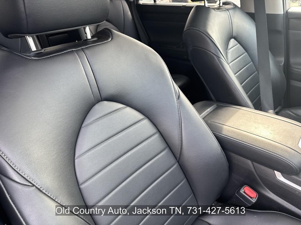 used 2023 Toyota Highlander car, priced at $37,483