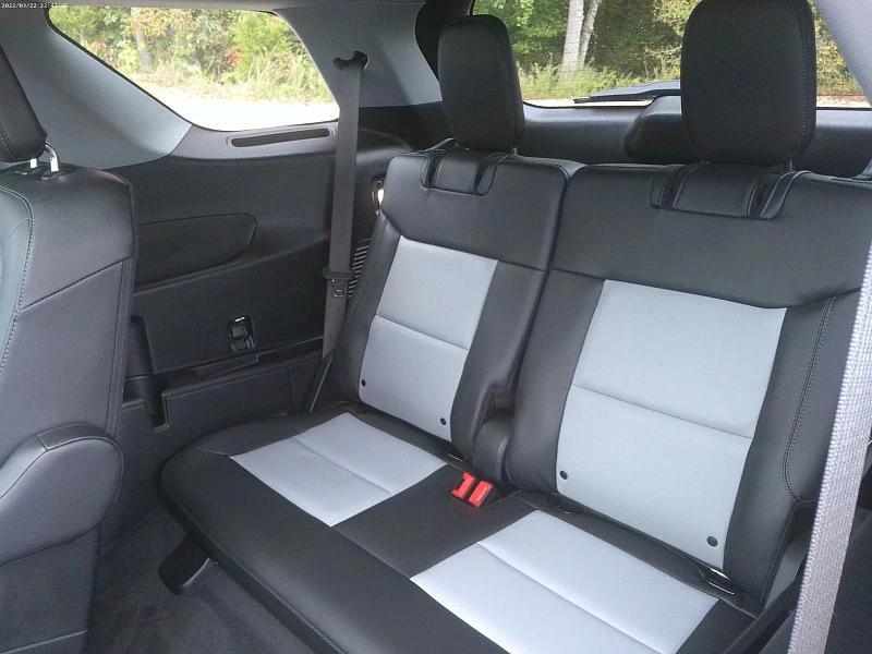 used 2022 Ford Explorer car, priced at $31,911