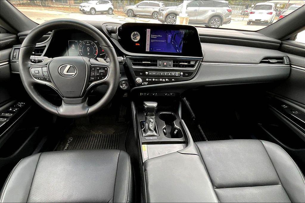 used 2024 Lexus ES 350 car