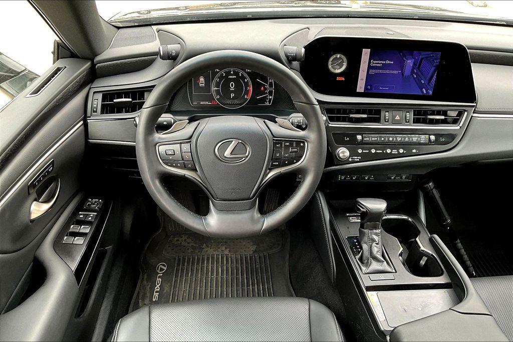 used 2024 Lexus ES 350 car