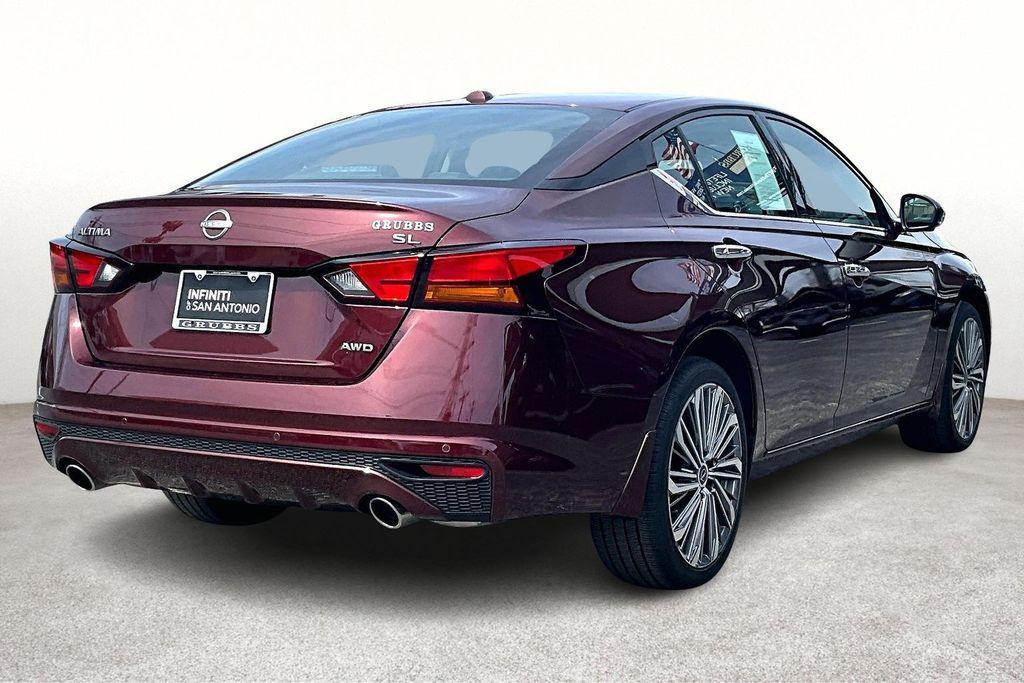 used 2025 Nissan Altima car, priced at $27,599