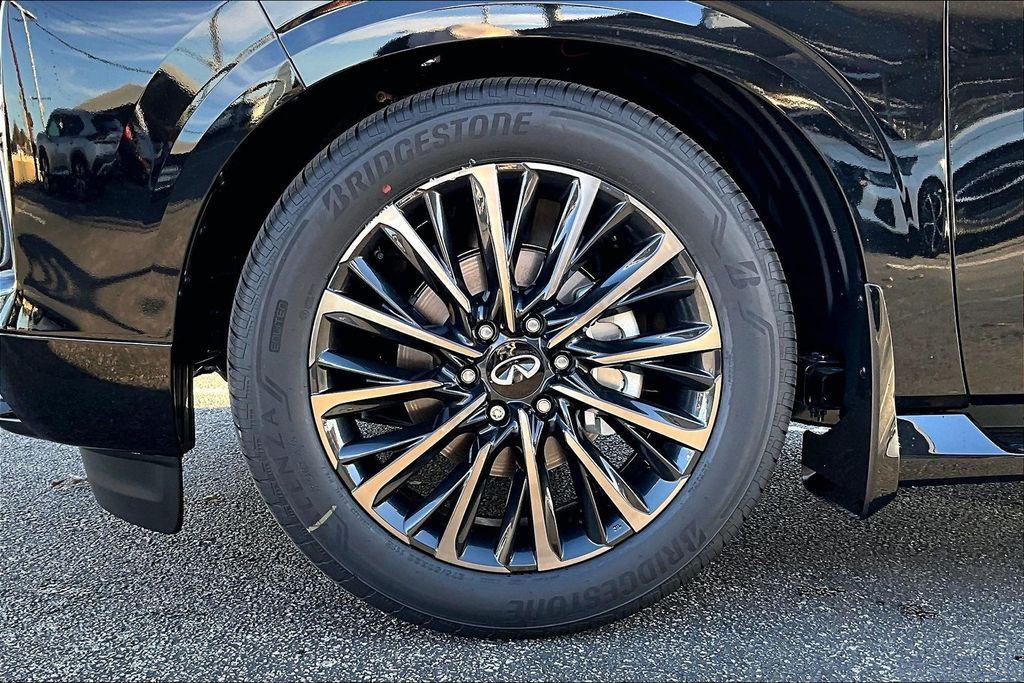 new 2026 INFINITI QX80 car, priced at $102,064