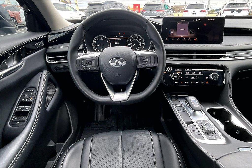 used 2025 INFINITI QX60 car, priced at $38,500