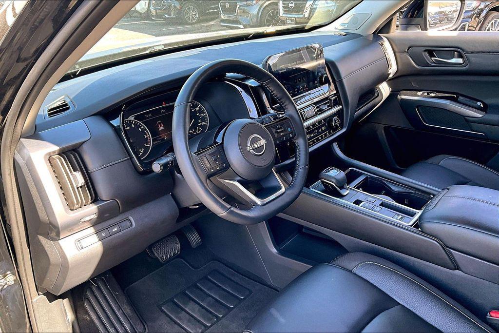 used 2023 Nissan Pathfinder car, priced at $27,995