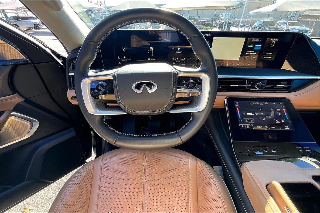 used 2025 INFINITI QX80 car, priced at $76,500