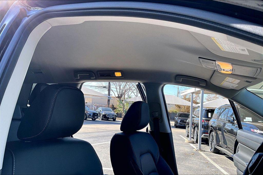 used 2025 Nissan Pathfinder car, priced at $36,900