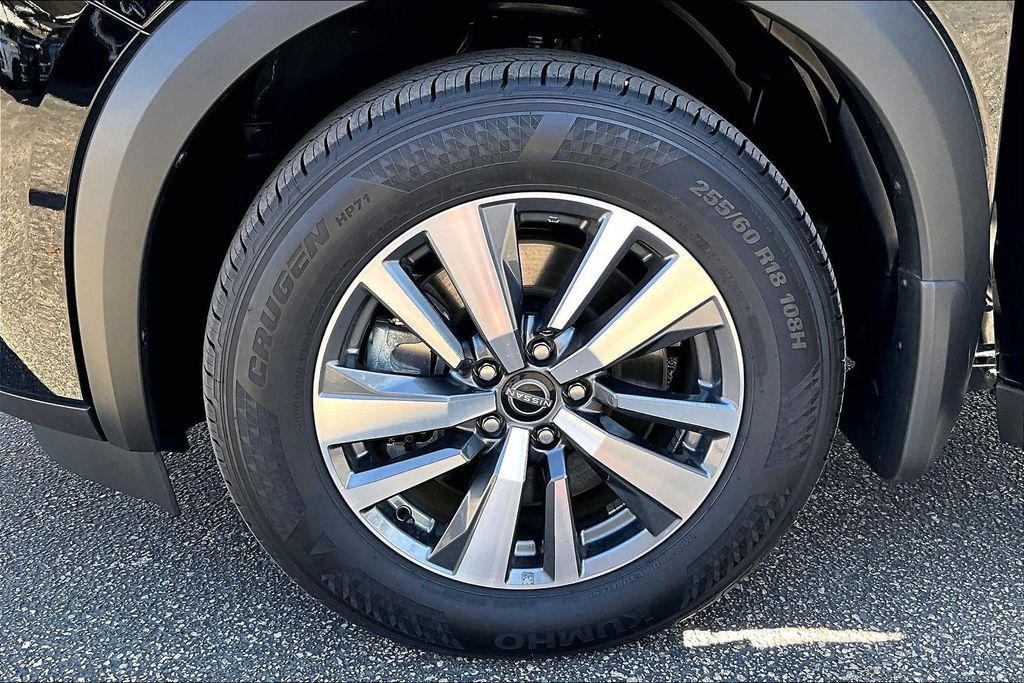 used 2025 Nissan Pathfinder car, priced at $36,900