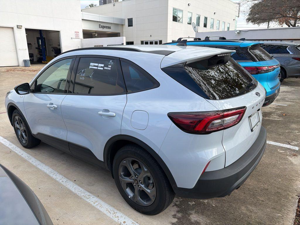 used 2025 Ford Escape car, priced at $21,900