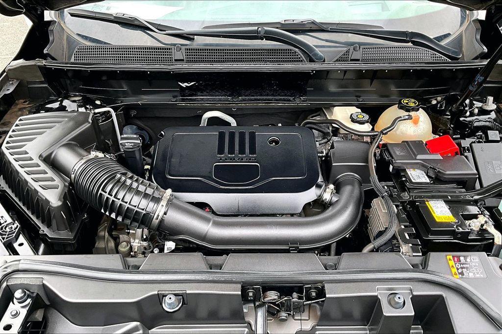 used 2023 GMC Acadia car, priced at $31,995