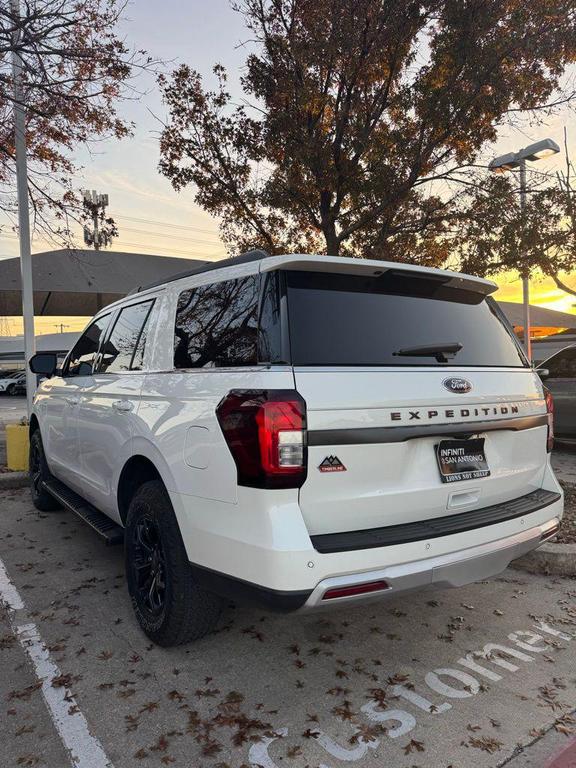 used 2023 Ford Expedition car, priced at $50,900