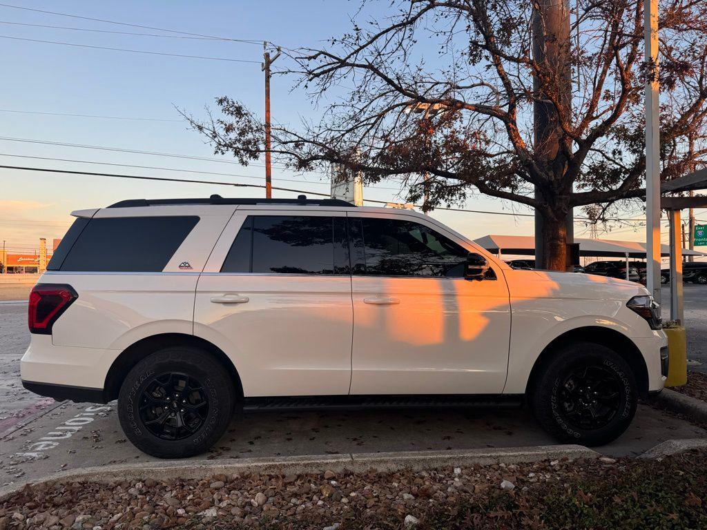 used 2023 Ford Expedition car, priced at $50,900