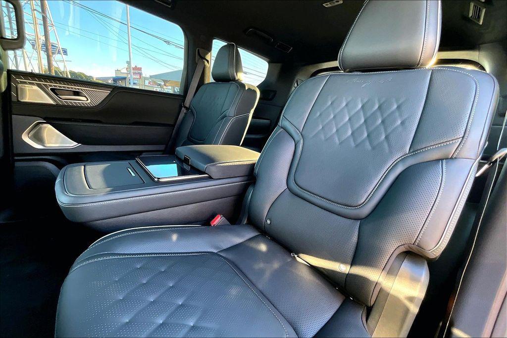 new 2026 INFINITI QX80 car, priced at $102,064