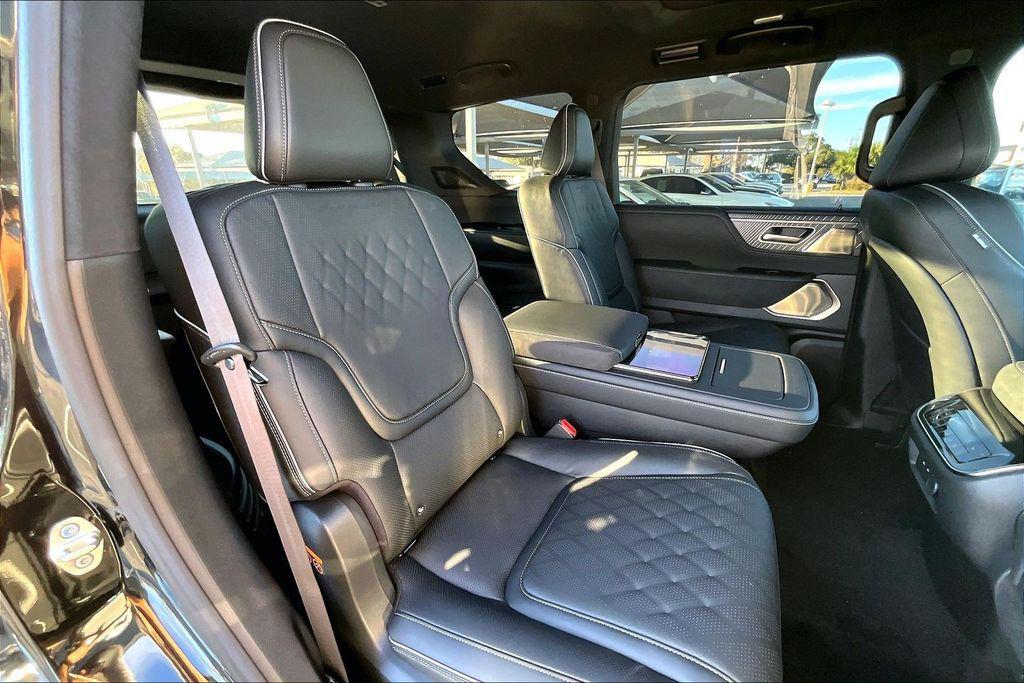 new 2026 INFINITI QX80 car, priced at $102,064