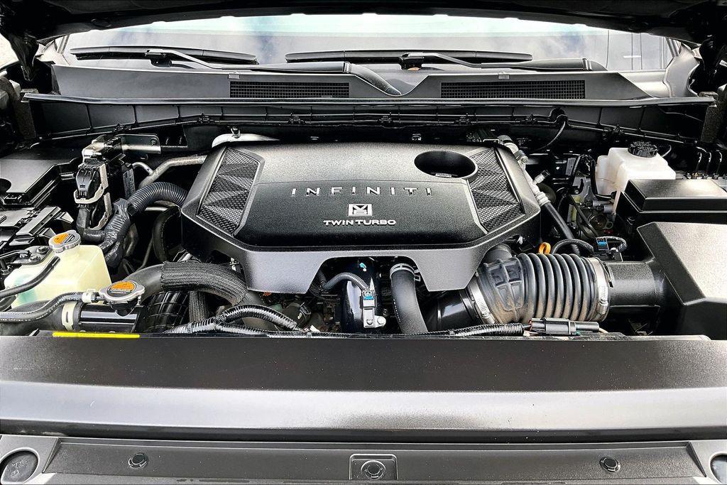 used 2025 INFINITI QX80 car, priced at $75,200