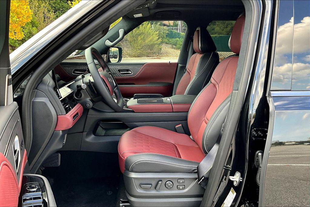 new 2026 INFINITI QX80 car, priced at $102,064