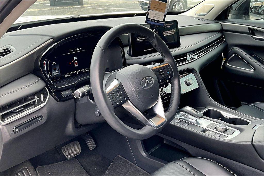 used 2025 INFINITI QX60 car, priced at $41,968