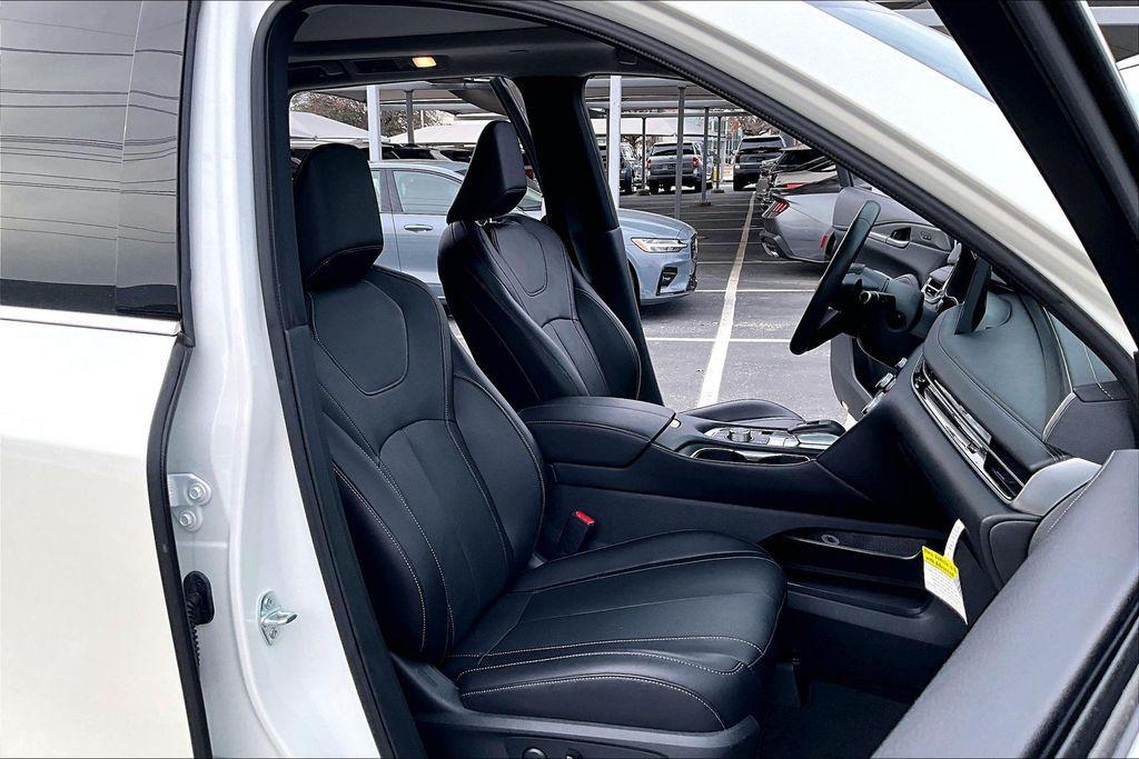 used 2025 INFINITI QX60 car, priced at $41,968