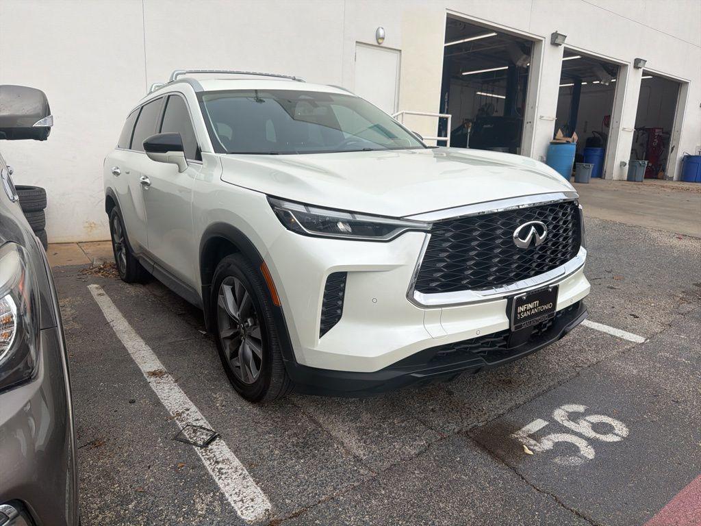 used 2025 INFINITI QX60 car, priced at $44,500