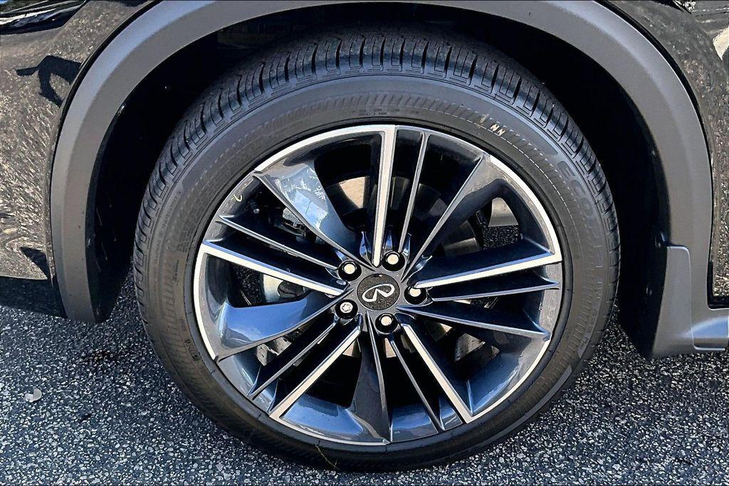 new 2025 INFINITI QX50 car, priced at $46,770