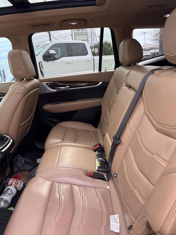 used 2020 Cadillac XT6 car, priced at $25,500