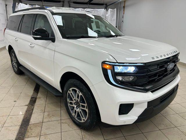 new 2026 Ford Expedition Max car, priced at $75,794