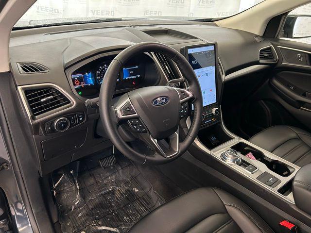 used 2024 Ford Edge car, priced at $29,813
