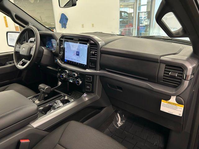 new 2025 Ford F-150 car, priced at $52,992