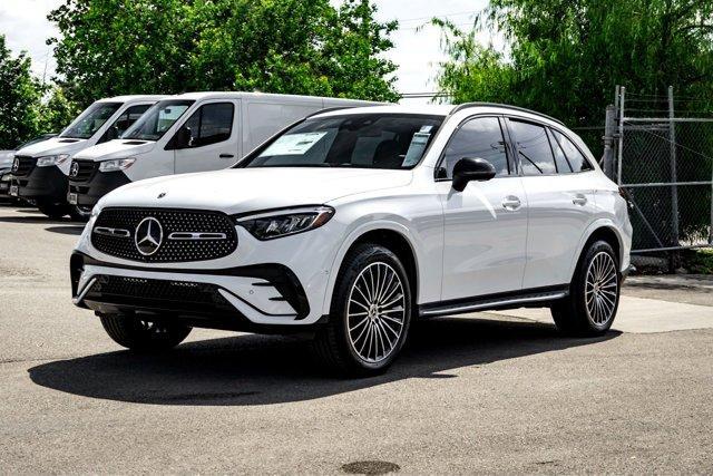 new 2026 Mercedes-Benz GLC 300 car, priced at $61,925