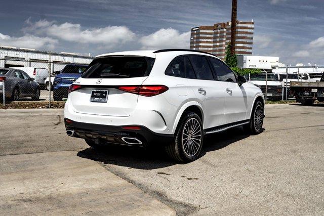 new 2026 Mercedes-Benz GLC 300 car, priced at $61,925