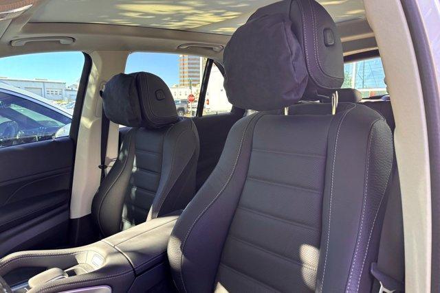 new 2026 Mercedes-Benz GLE 450 car, priced at $89,670