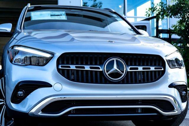 new 2026 Mercedes-Benz GLA 250 car, priced at $47,020