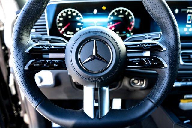 new 2025 Mercedes-Benz GLE 580 car, priced at $96,980