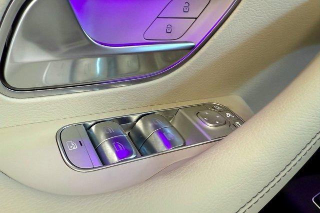 new 2025 Mercedes-Benz GLE 580 car, priced at $90,545