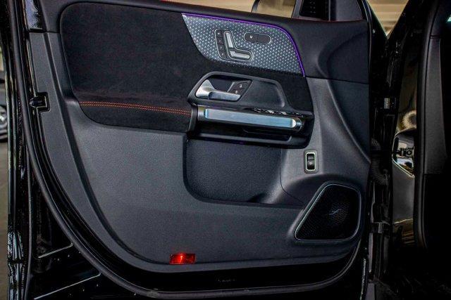 new 2025 Mercedes-Benz GLB 250 car, priced at $53,475