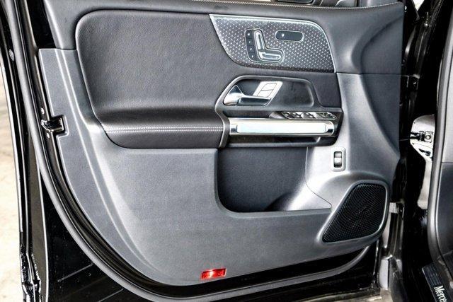 new 2025 Mercedes-Benz GLB 250 car, priced at $48,645