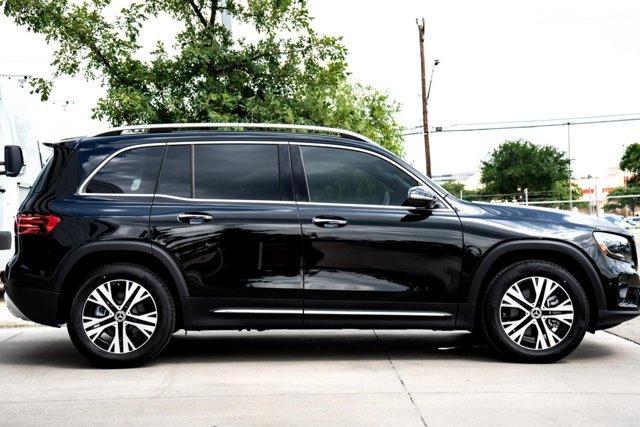 new 2025 Mercedes-Benz GLB 250 car, priced at $48,645