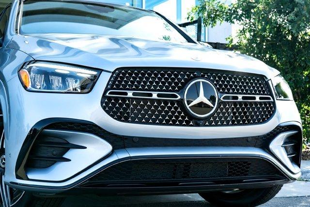 new 2025 Mercedes-Benz GLE 450 car, priced at $85,780