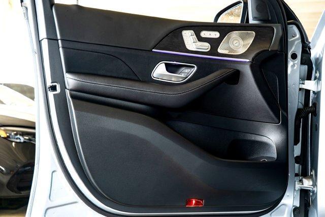 new 2025 Mercedes-Benz GLE 450 car, priced at $85,780