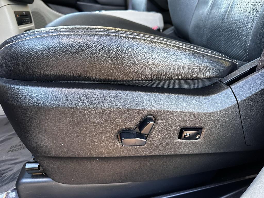 used 2015 Chrysler Town & Country car, priced at $12,701