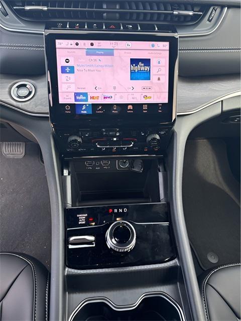 new 2025 Jeep Grand Cherokee L car, priced at $52,220