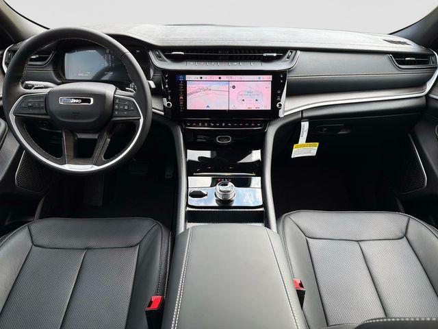 new 2026 Jeep Grand Cherokee car, priced at $46,495