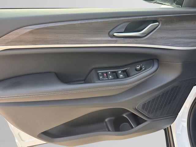 new 2026 Jeep Grand Cherokee L car, priced at $46,375