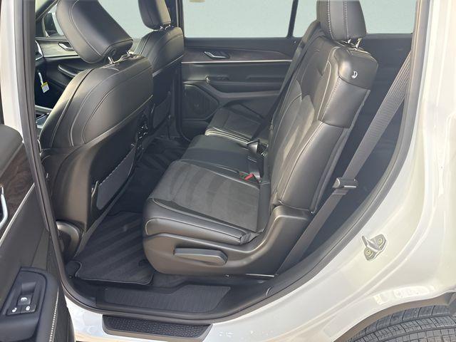 new 2026 Jeep Grand Cherokee L car, priced at $46,375