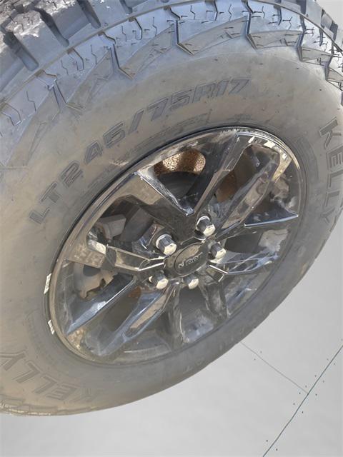 used 2022 Jeep Gladiator car, priced at $25,371