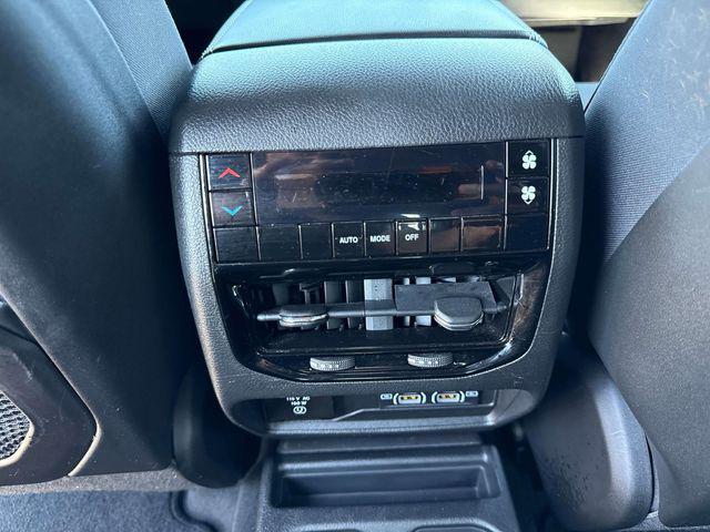 used 2025 Jeep Grand Cherokee L car, priced at $35,959