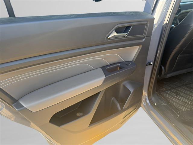 used 2021 Volkswagen Atlas Cross Sport car, priced at $20,117